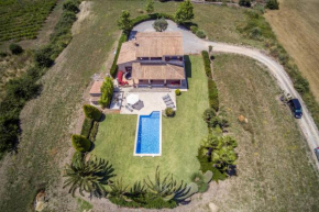 Villa Guillona by Sealand Villas